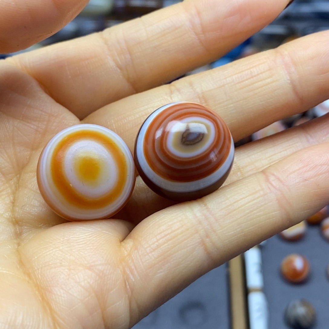 大***图玛瑙/玉髓未镶嵌颈饰