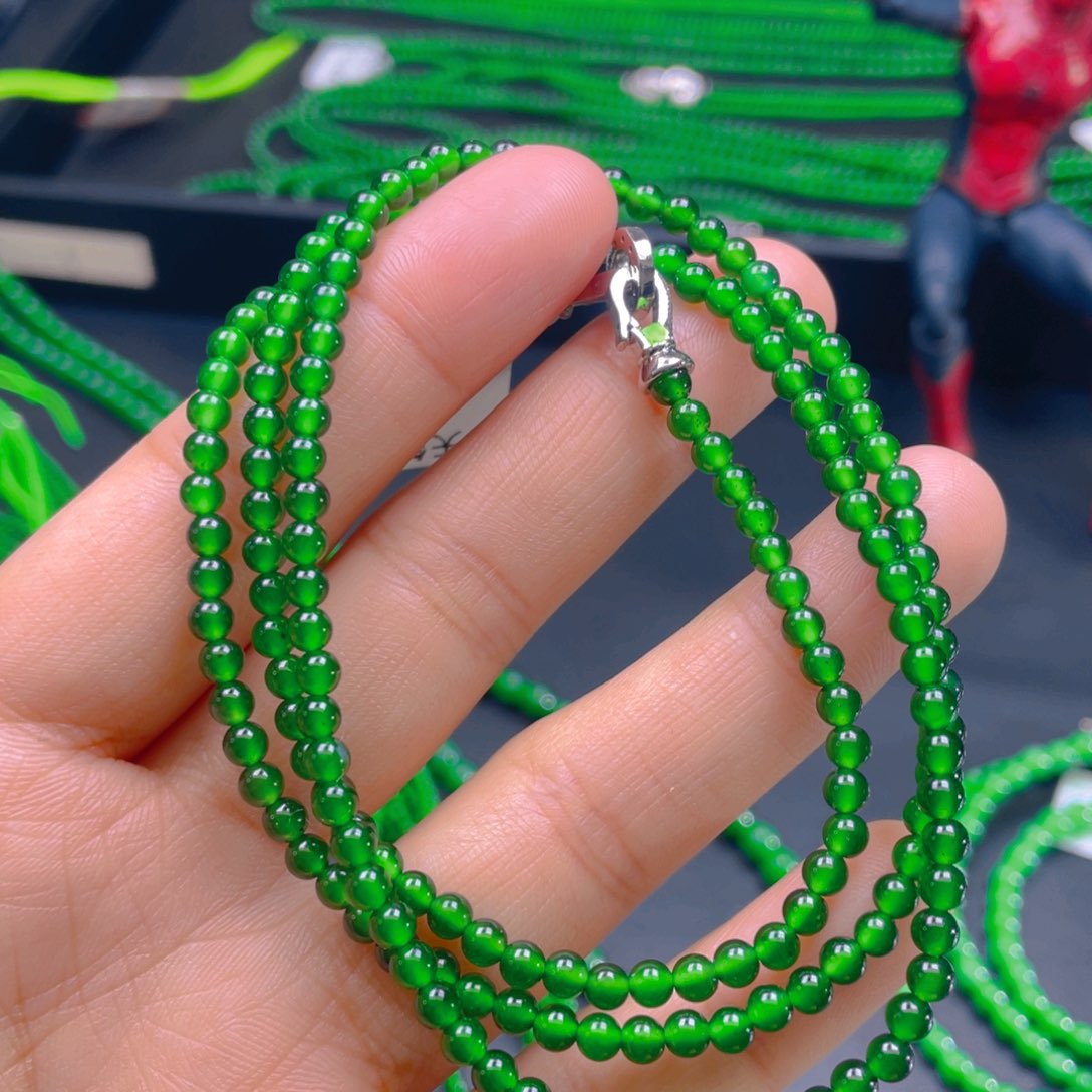 翡翠颈饰未镶嵌，1