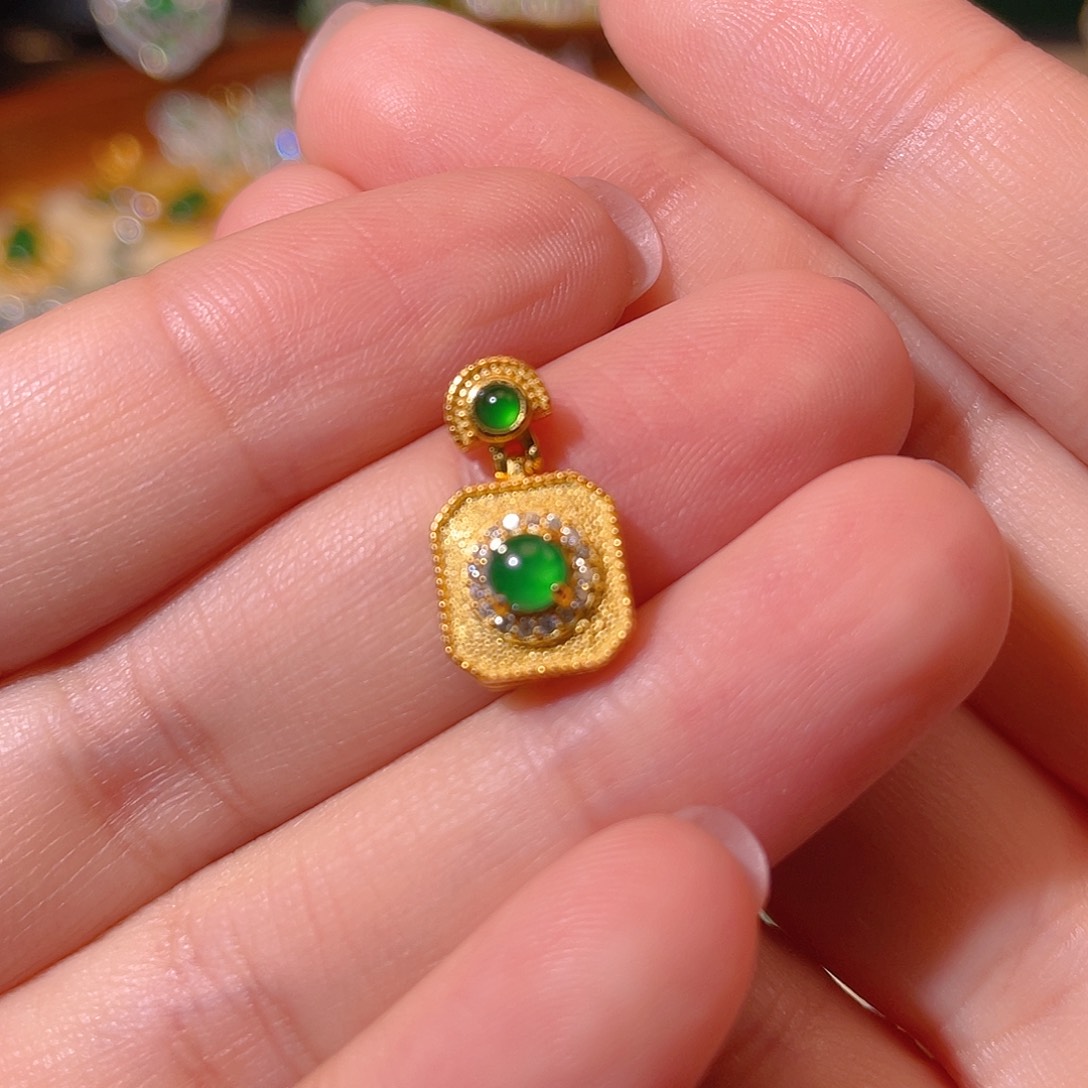 翡翠吊坠(不含链)银S925镶嵌