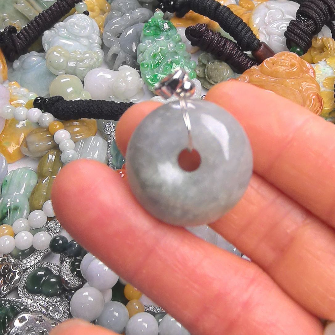 翡翠颈饰未镶嵌吊坠