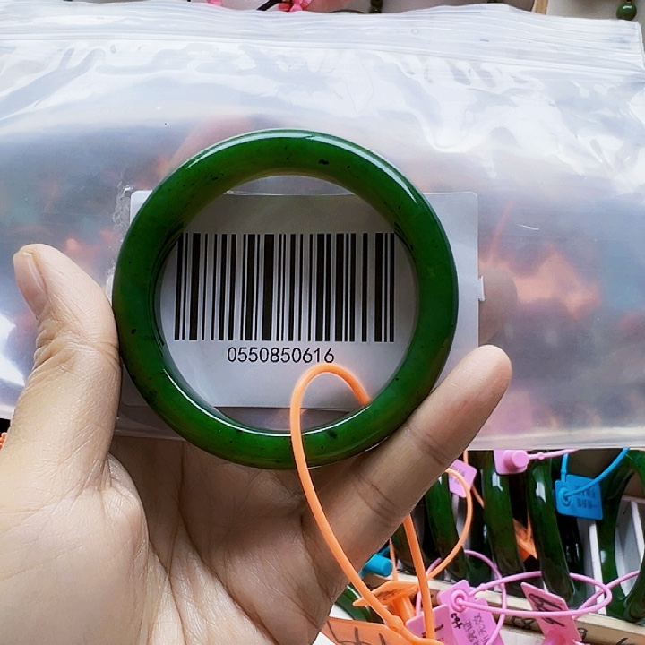 @****和田玉未镶嵌手镯