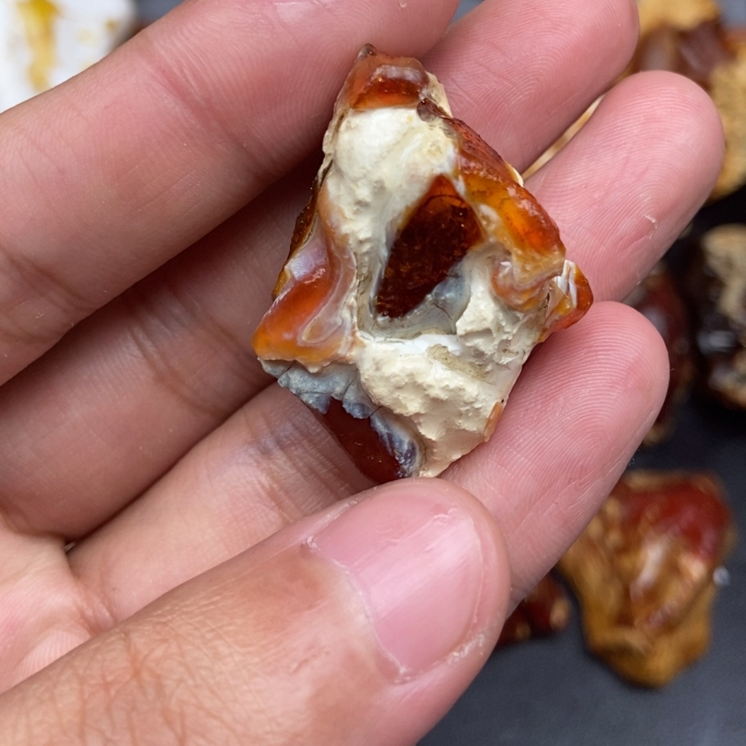 就***头定制琥珀未镶嵌定制