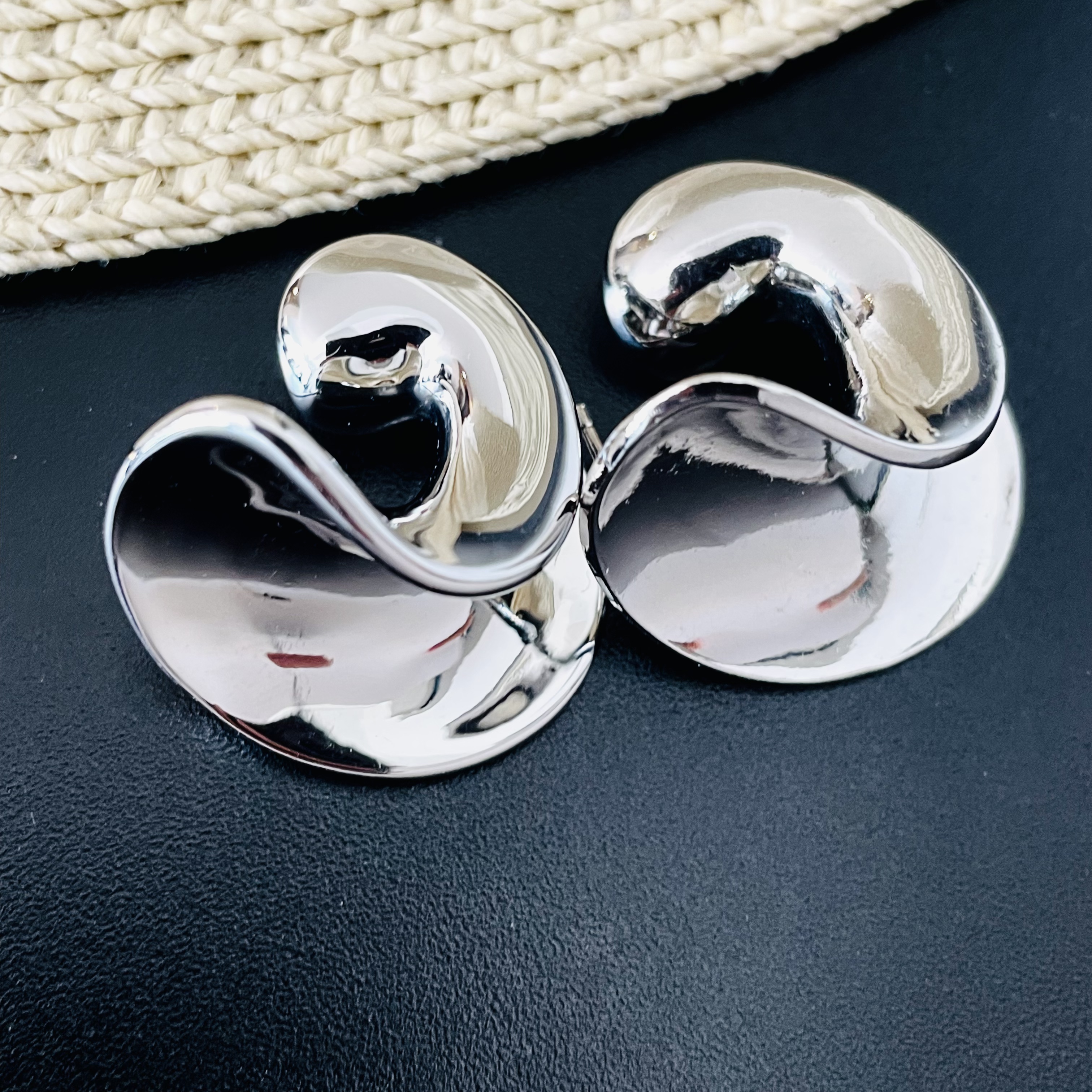 合金耳饰 【大眼刘lia】轻奢小众设计螺旋耳钉