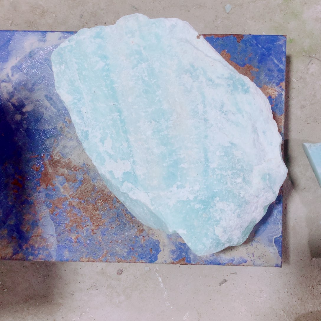 未镶嵌蛇纹石玉原石