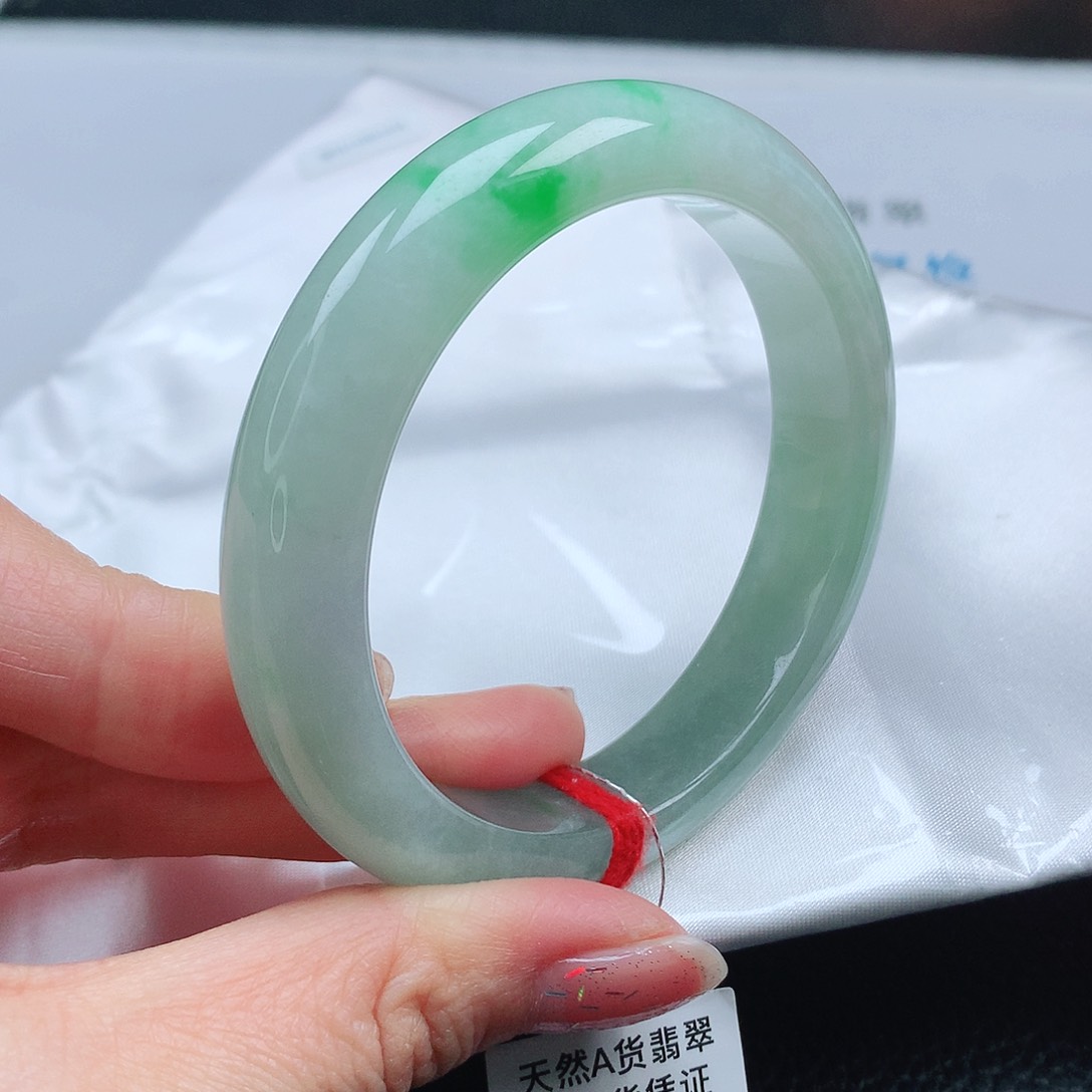 翡翠手镯未镶嵌N****?55圈