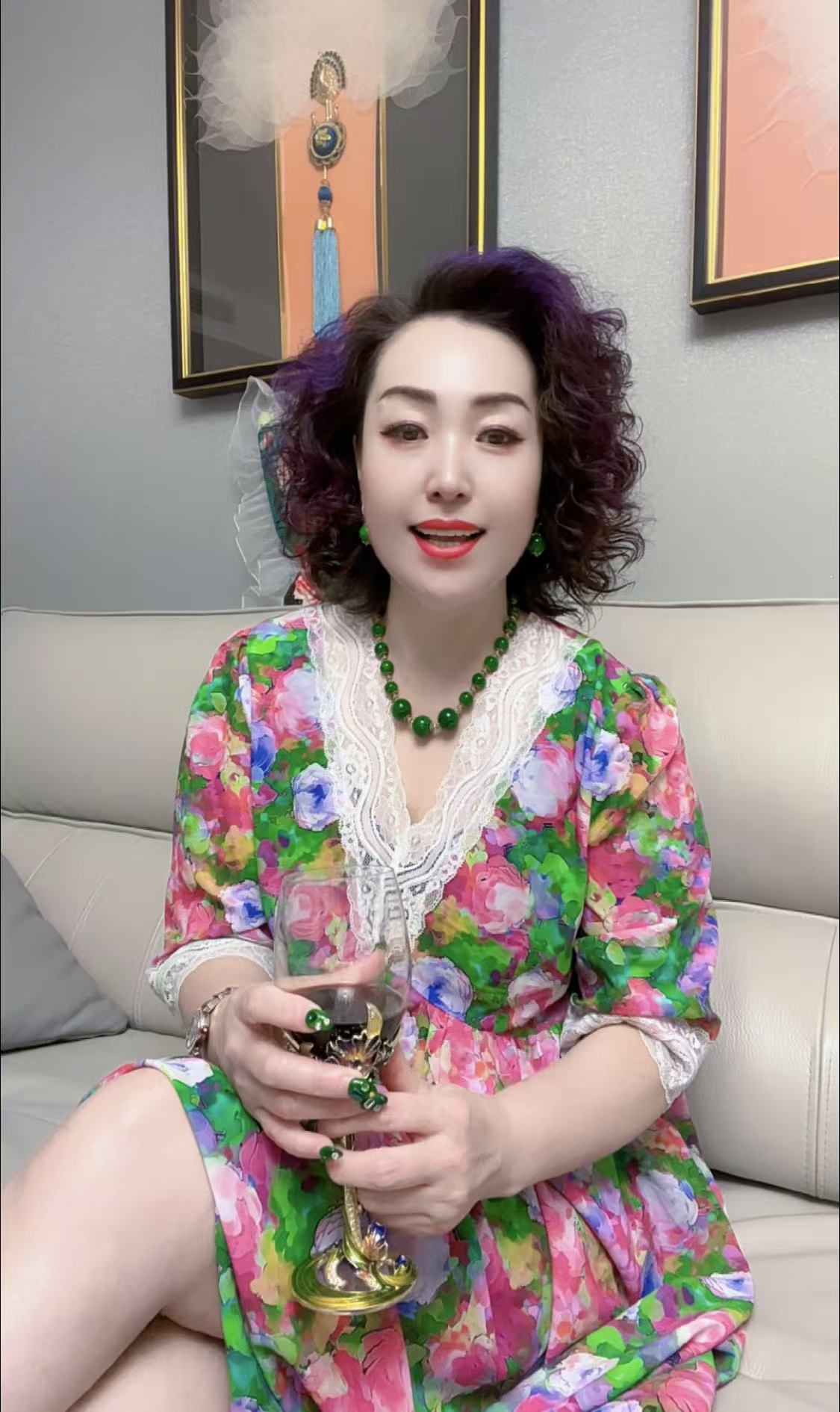 【敏敏家】2025夏季新款碎花彩色油画风家居服睡裙