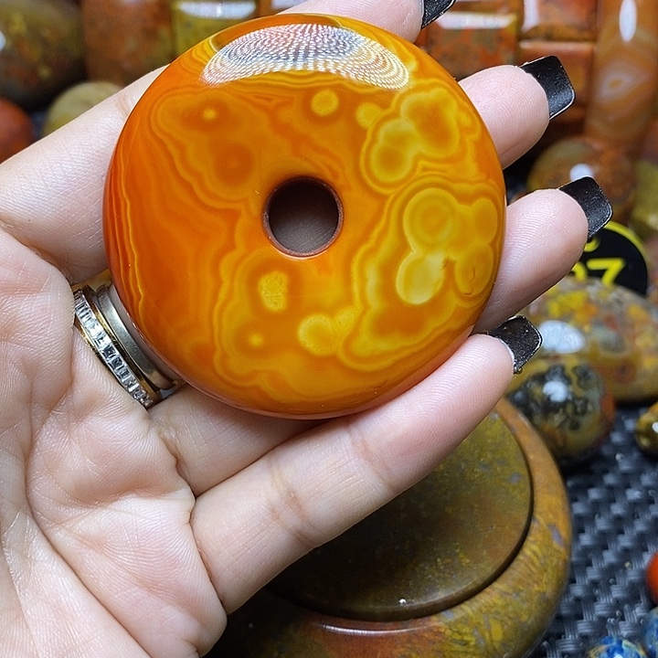 用***5玛瑙/玉髓未镶嵌颈饰