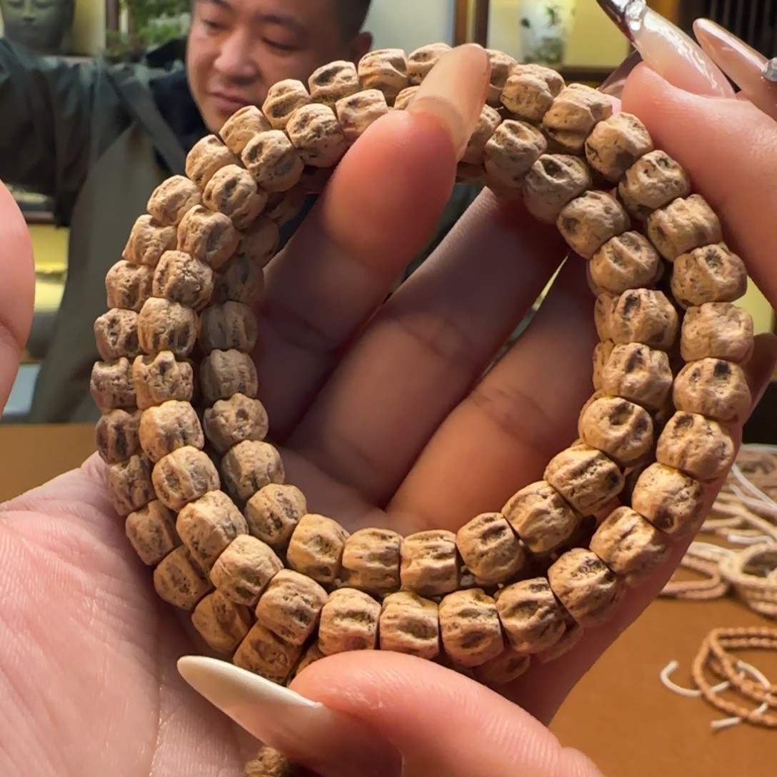 柏香籽/百香籽手串方鬼8