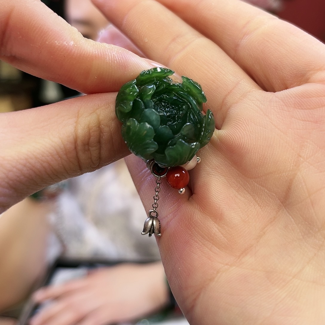 和田玉（碧玉）戒指未镶嵌糖**儿牡丹