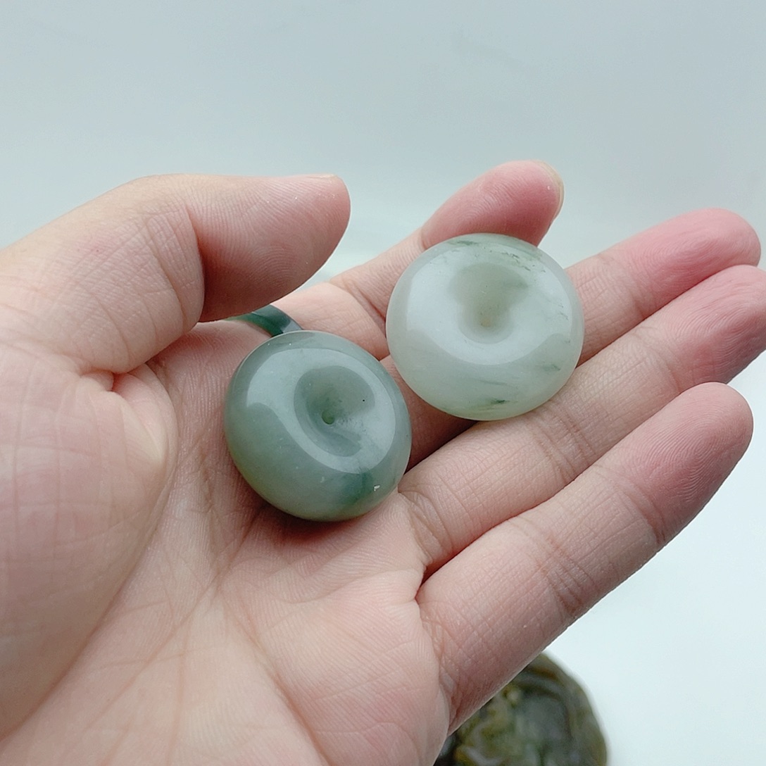 颈饰合金石英质玉