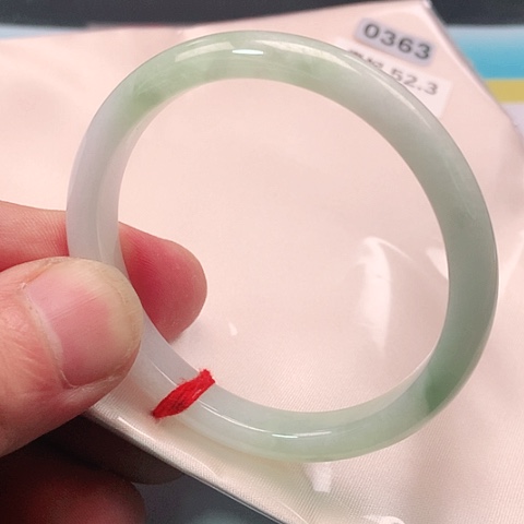 翡翠手镯（贵妃镯）未镶嵌0363号