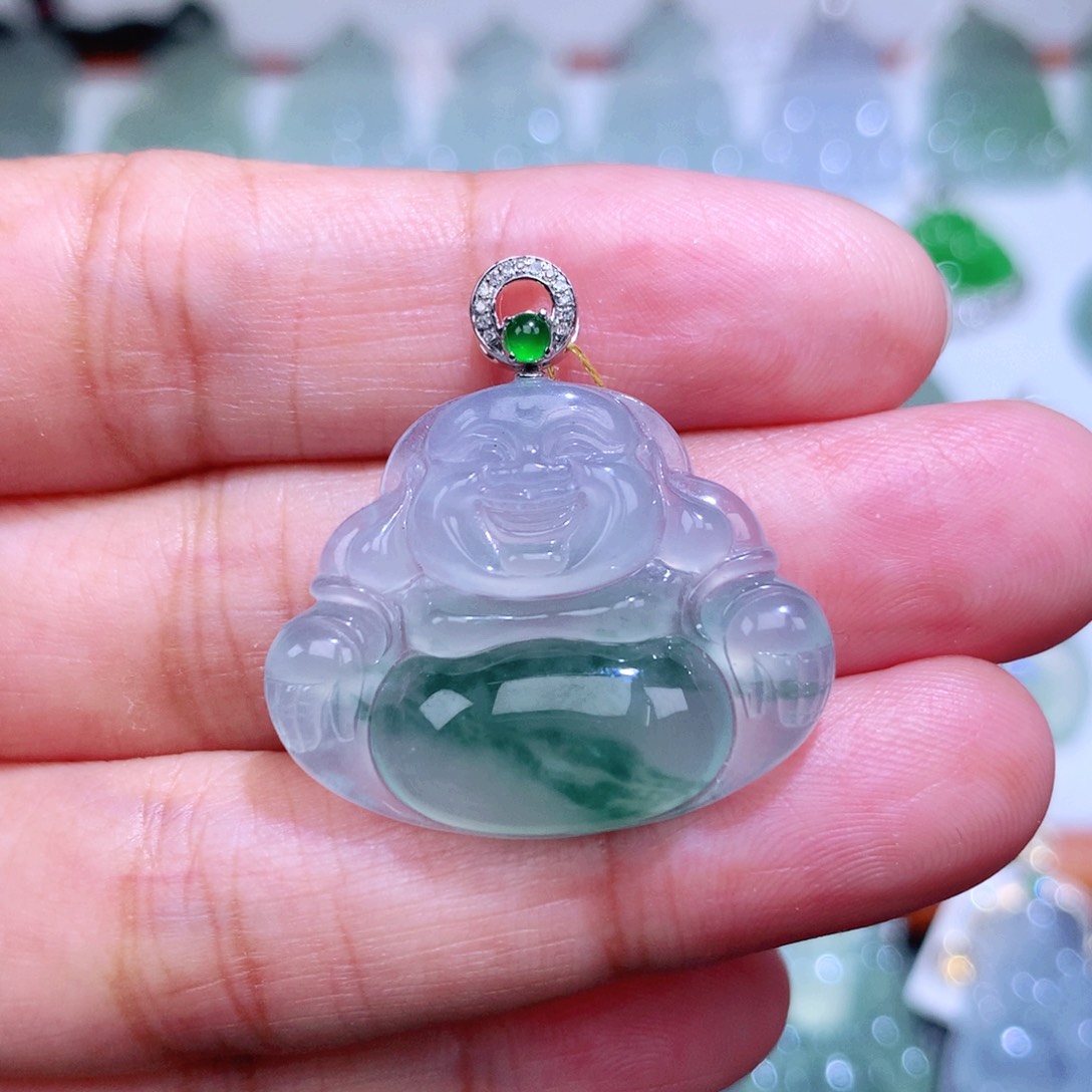 翡翠18K金镶嵌颈饰佛公