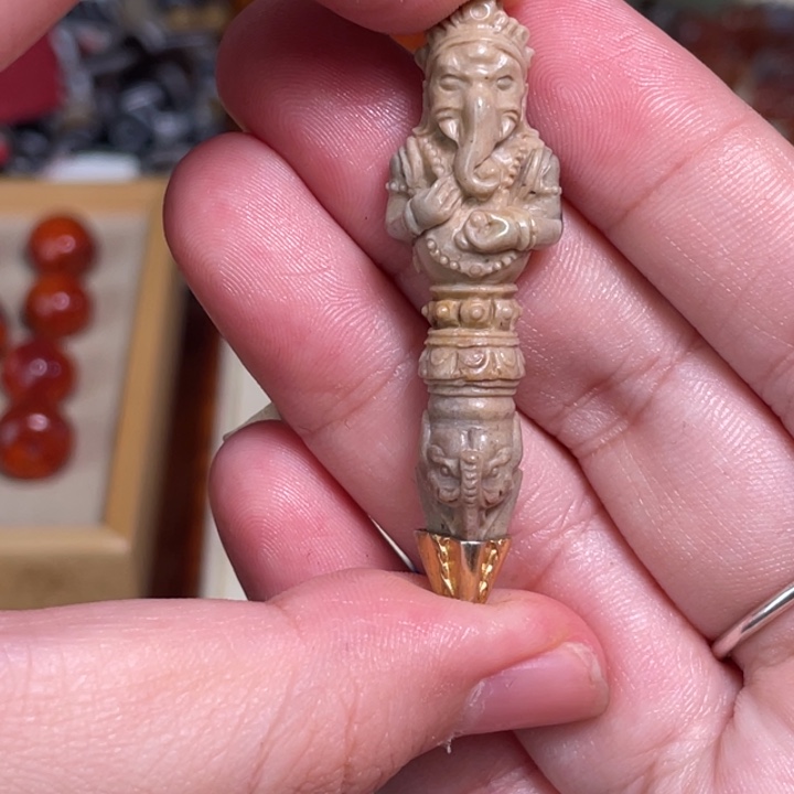 玛瑙/玉髓未镶嵌颈饰36孤品