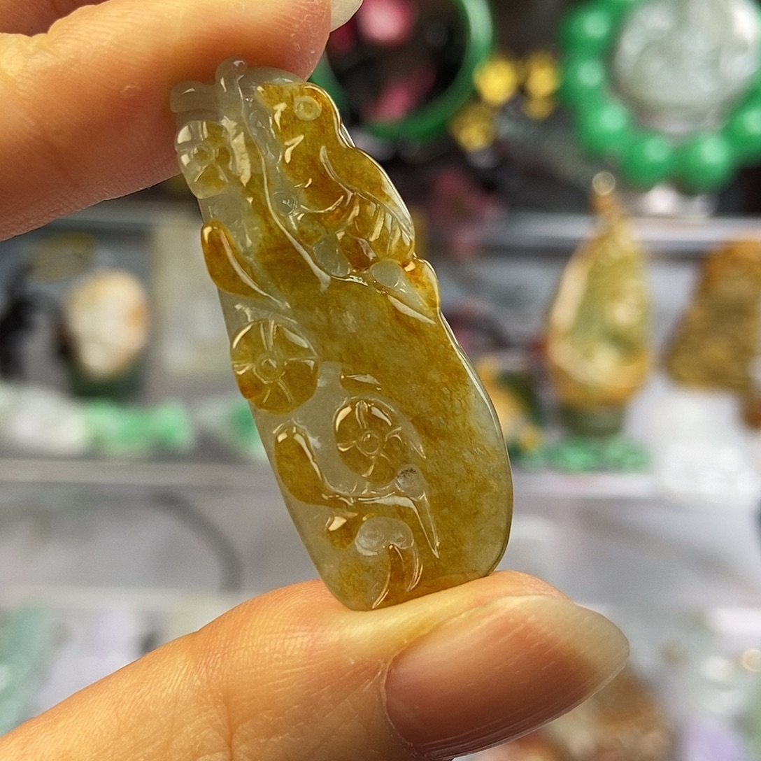 颈饰未镶嵌翡翠喜上眉梢