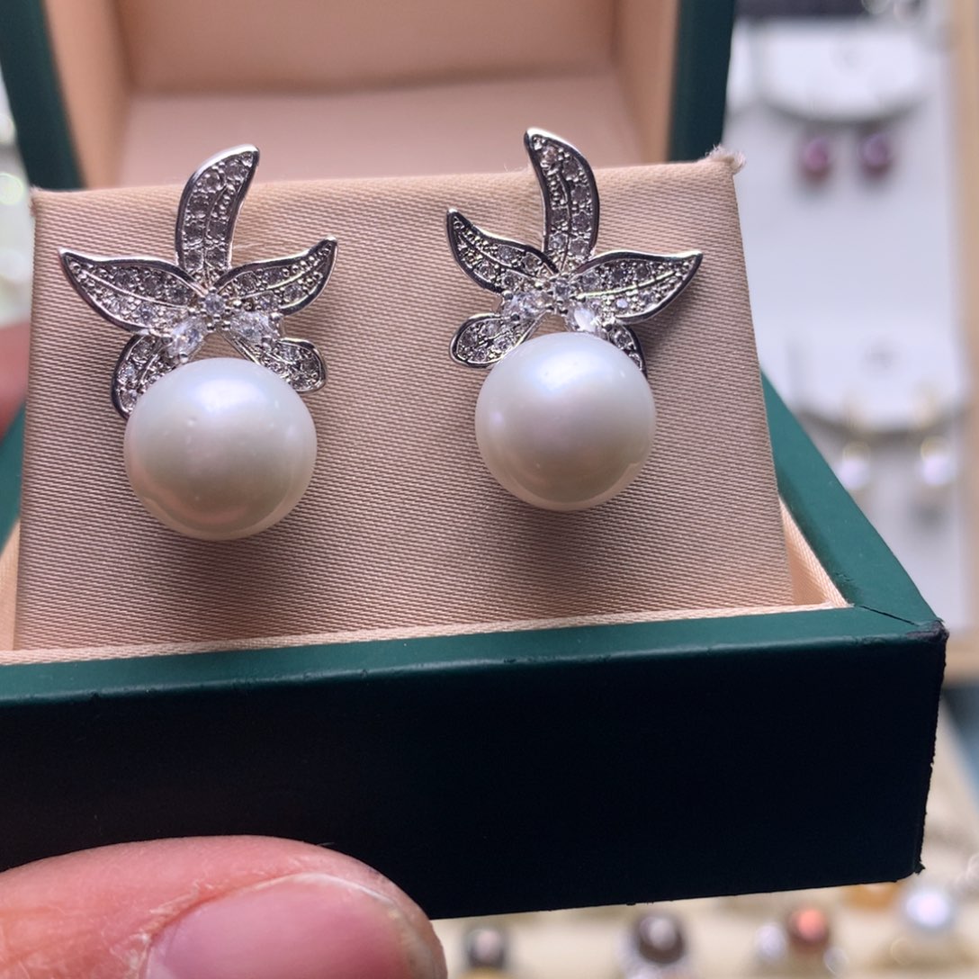 未镶嵌耳饰淡水珍珠