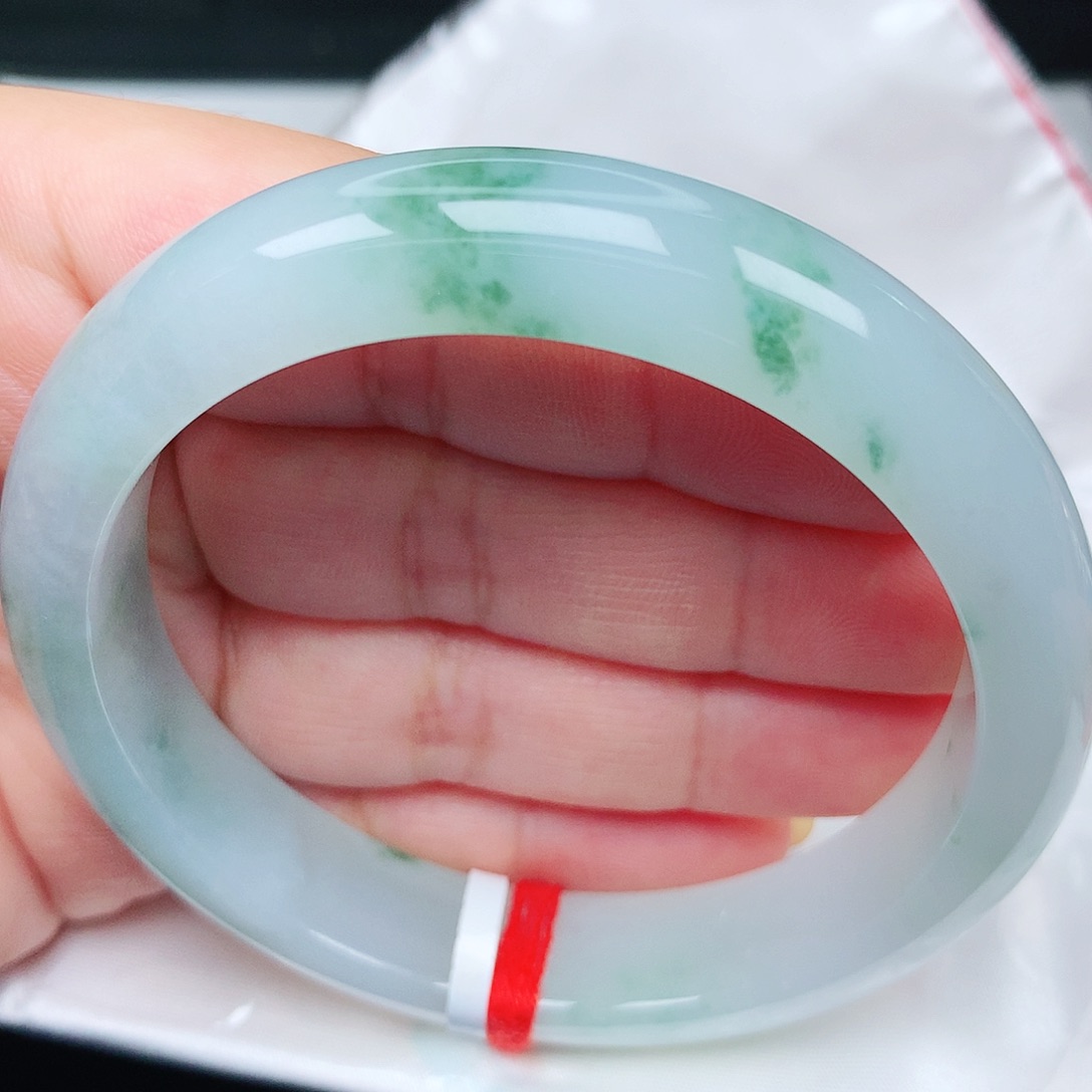 未镶嵌手镯翡翠12冰胶飘花细腻