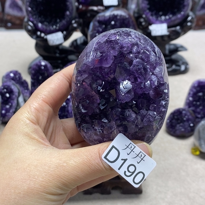 大型摆件（非配饰）未镶嵌水晶