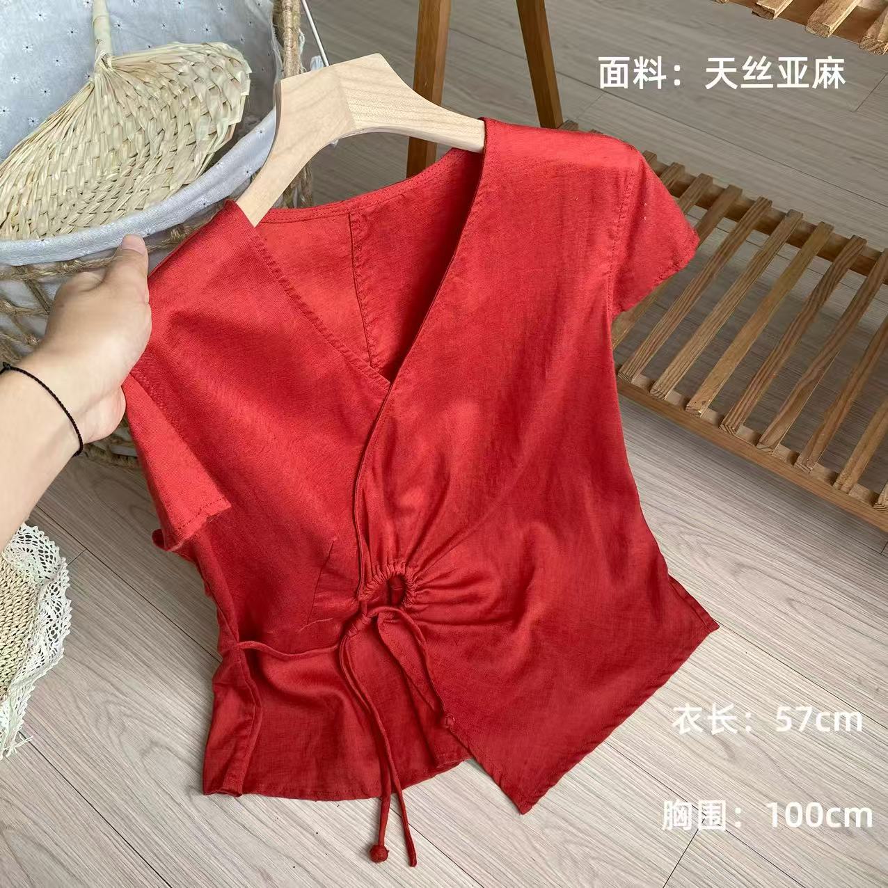 小柒家Y482-常规款休闲风纯色宽松型短袖T恤泡泡袖休闲短款红色