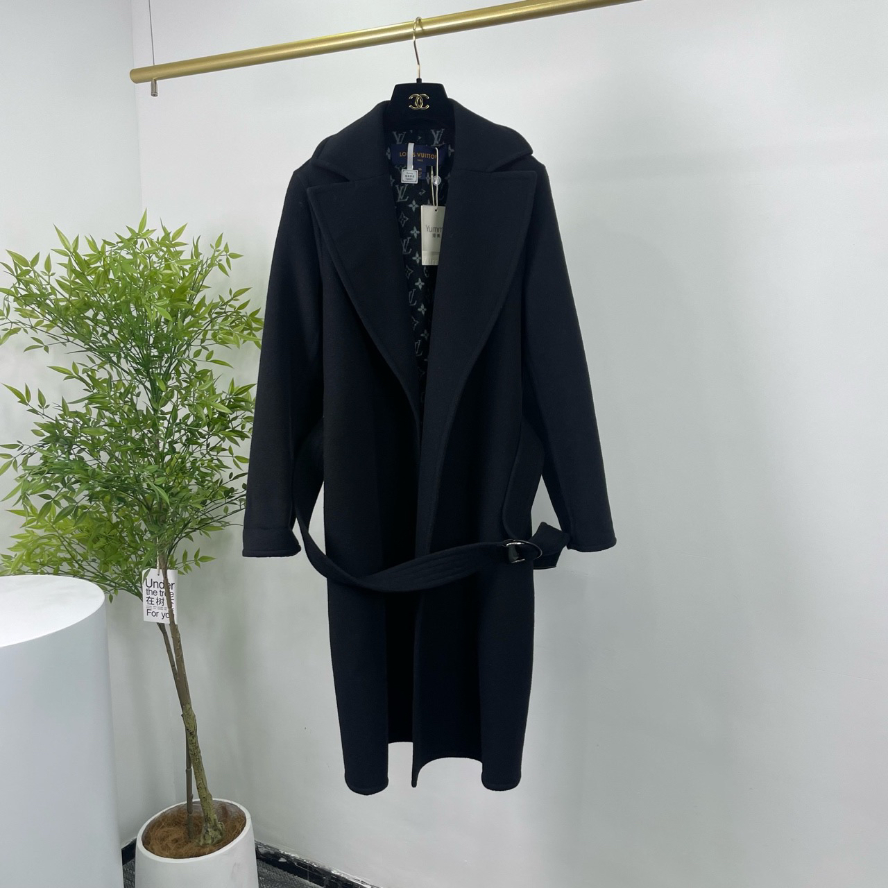 99新 LouisVuitton/路易威登 内里老花满印大衣 36码/98新/无配件