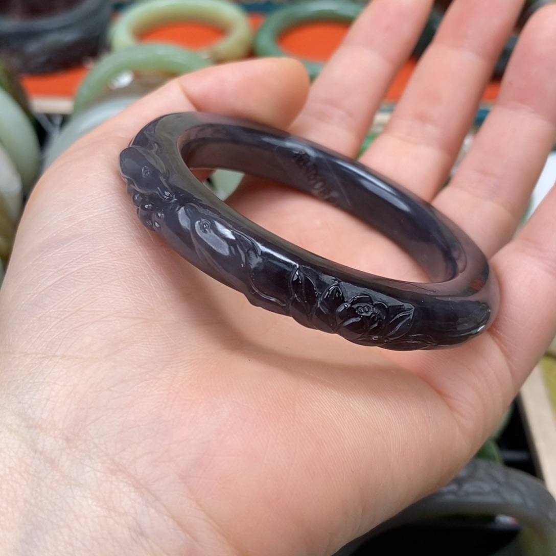 和田玉未镶嵌手镯51.3