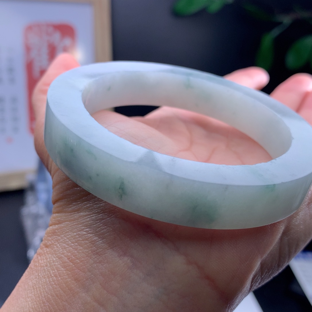 定制翡翠手镯未镶嵌