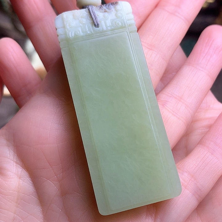 岫岩河磨玉（透闪石质玉）挂件未镶嵌快***头