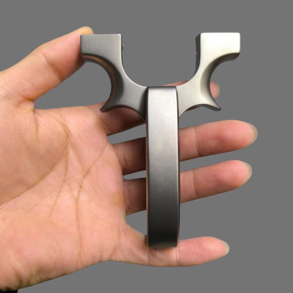 弓越掌心雷全钛合金扁皮龙齿快压户外弹力竞技射击玩具成人解压