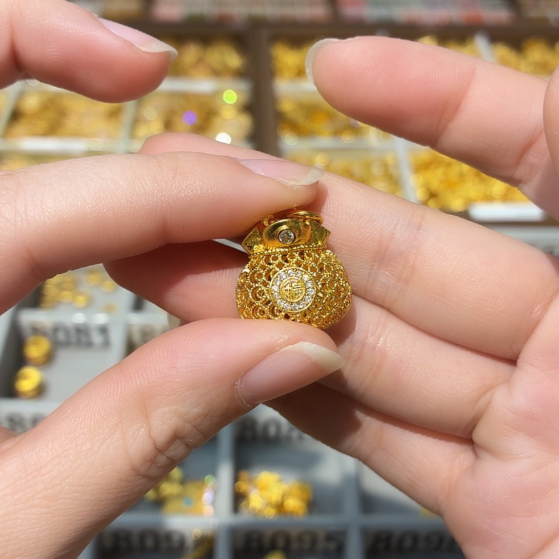 铜合金8078强保色发 1 个壹笔壹吊坠