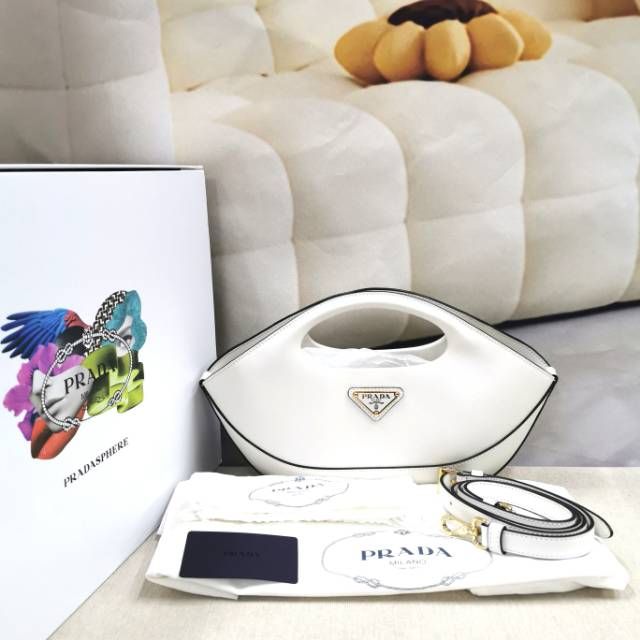 未使用/普拉达/C14039717343/[251129CZ02]