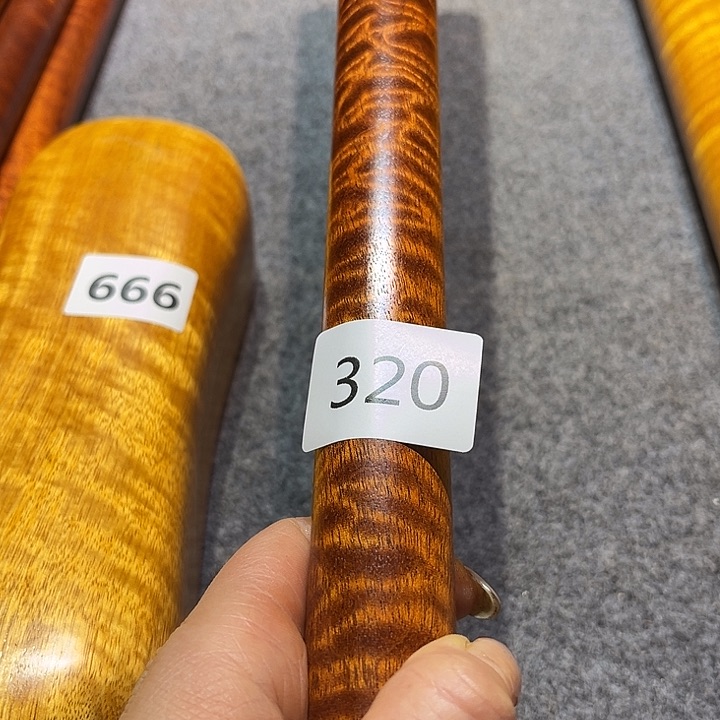 大果紫檀（缅甸花梨）在*这320