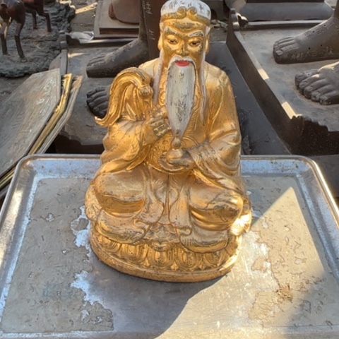 人***看黄铜铜器理性消费