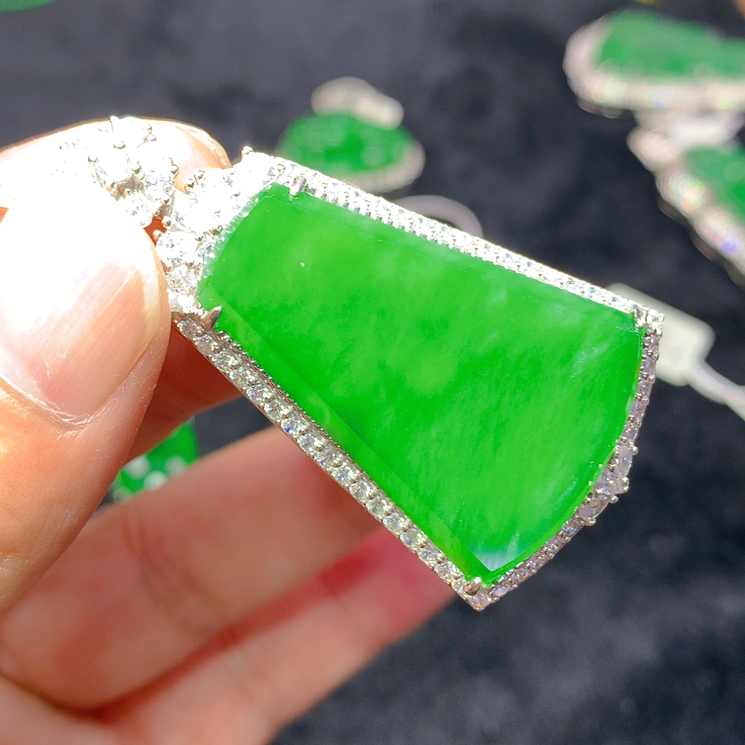 翡翠银S925镶嵌颈饰我