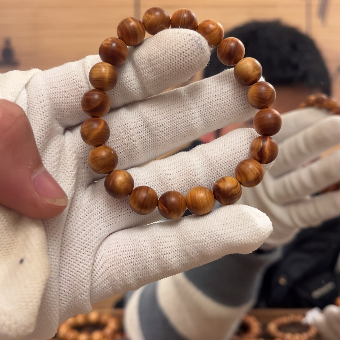 柏木（崖柏）手串/手链行****！10黑油甜香板根料