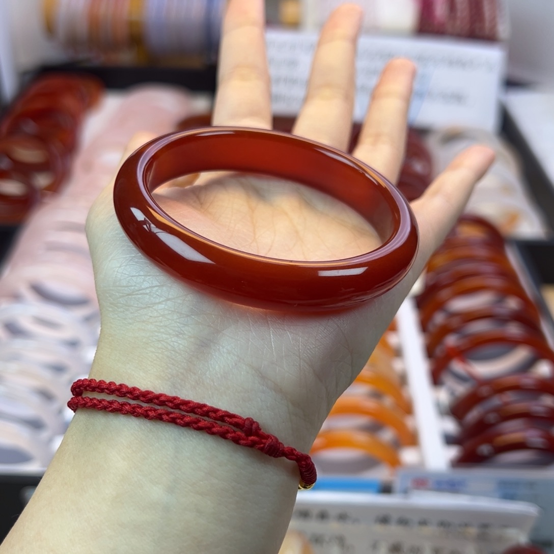 玛瑙/玉髓手镯未镶嵌影**?