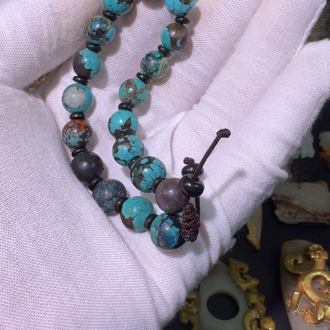 爱****我们都在努力着改变着