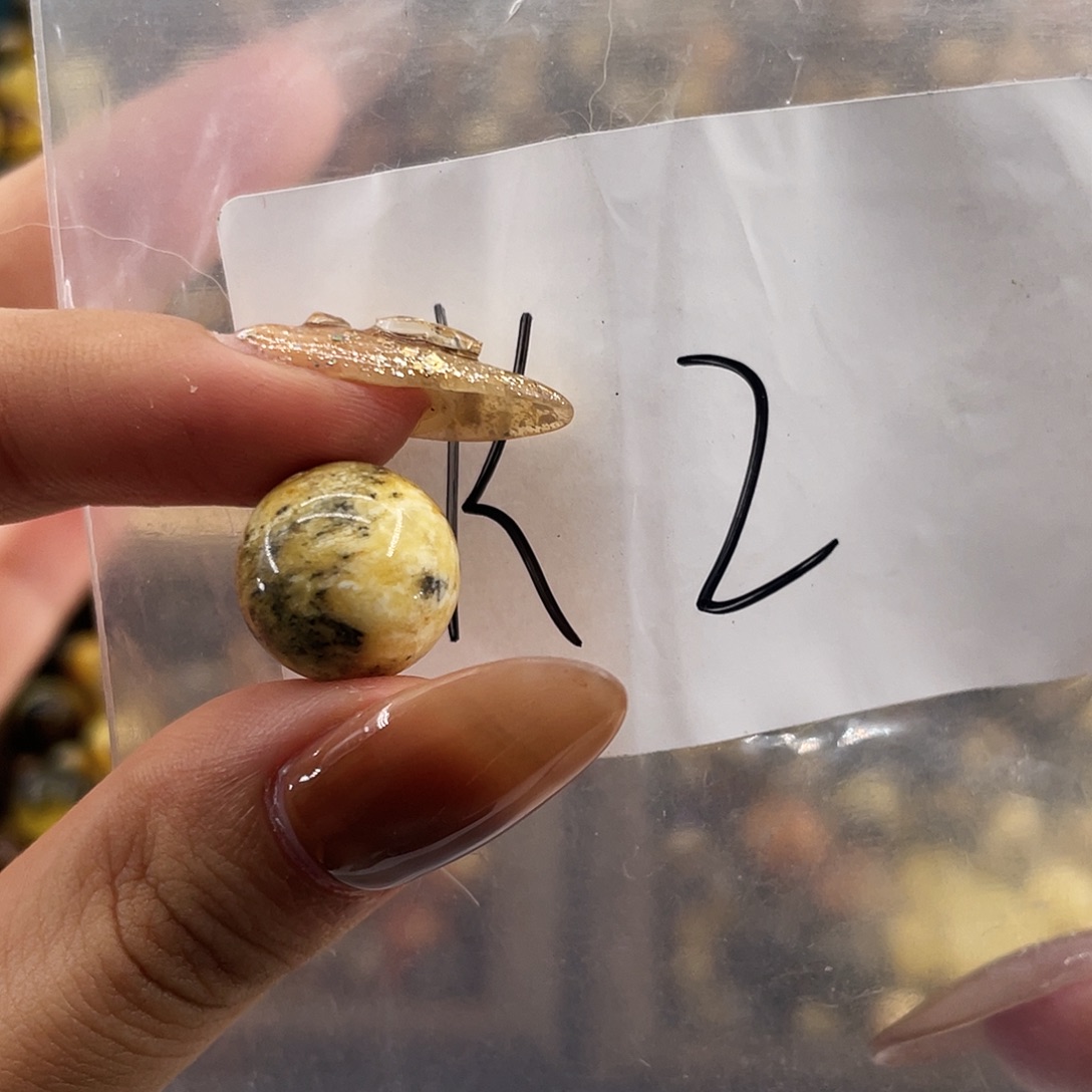 琥珀未镶嵌裸石13.9福利