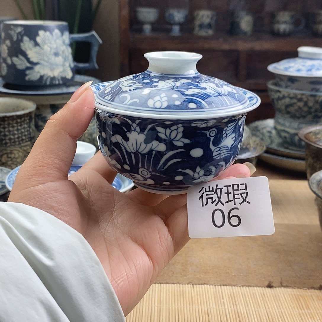 手工手绘青花陶瓷