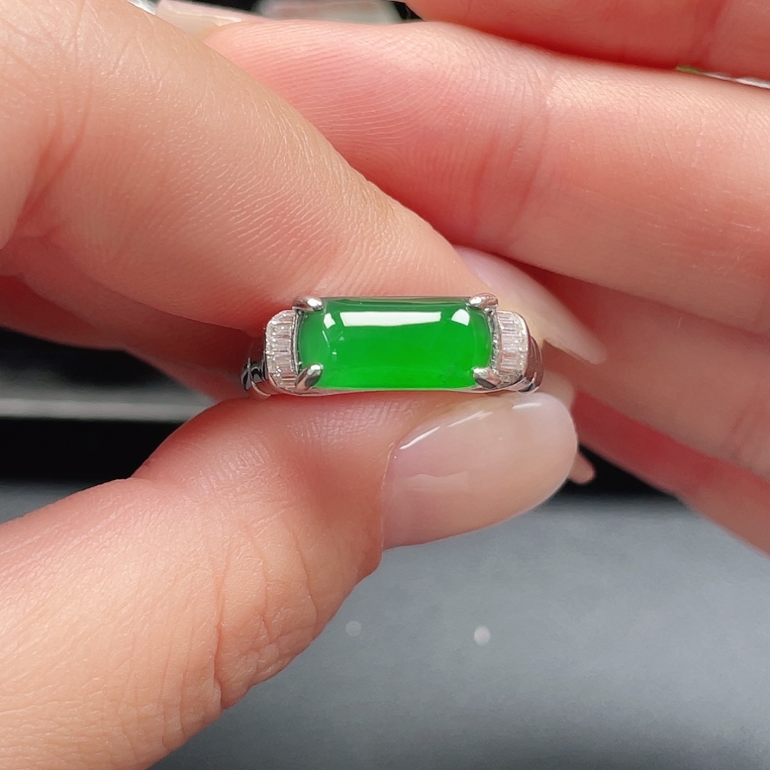 翡翠银S925镶嵌戒指没有运费险3934