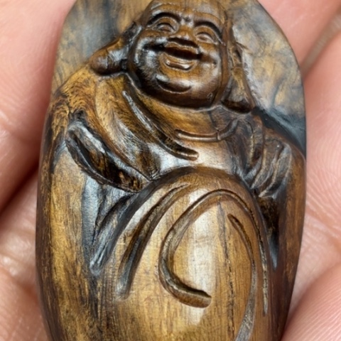 沉香木手串夜***檬富森红土沉香木雕弥勤