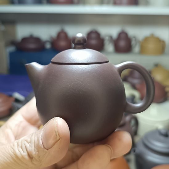 茶壶紫砂原矿紫泥龙蛋内推150cc半手工
