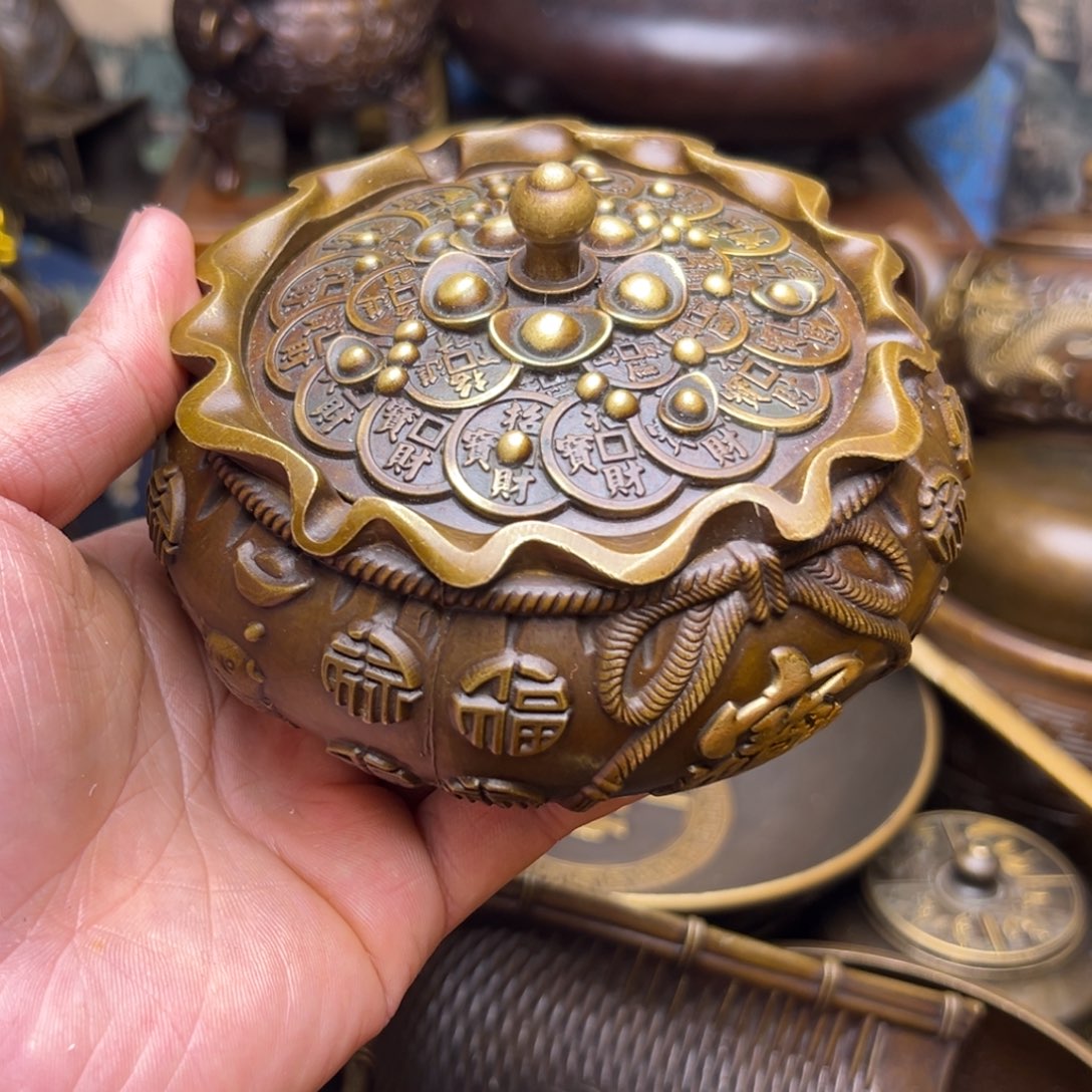 精美铜器，点击下单