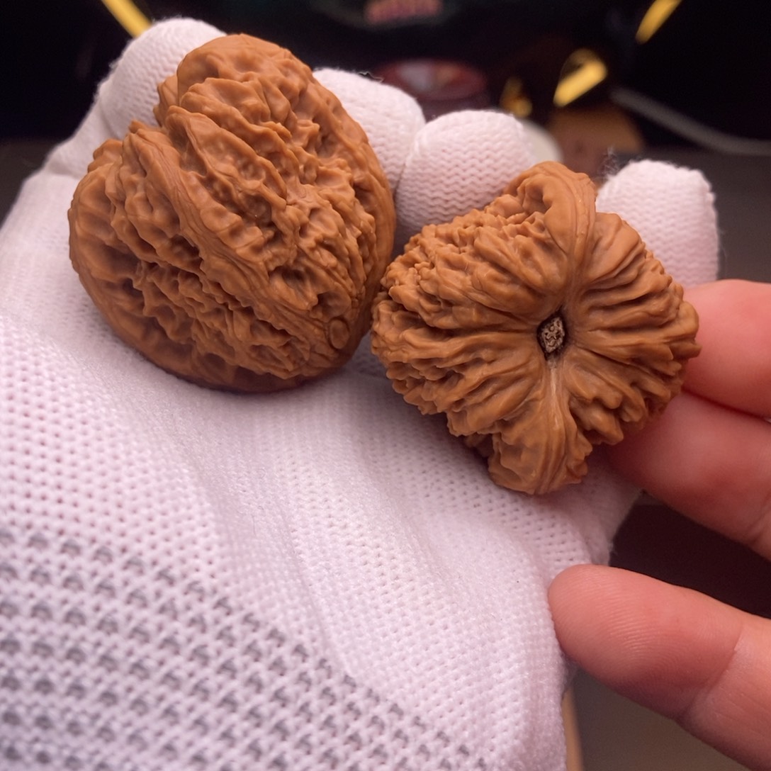 把件文玩核桃拉丝天残深凹38.8