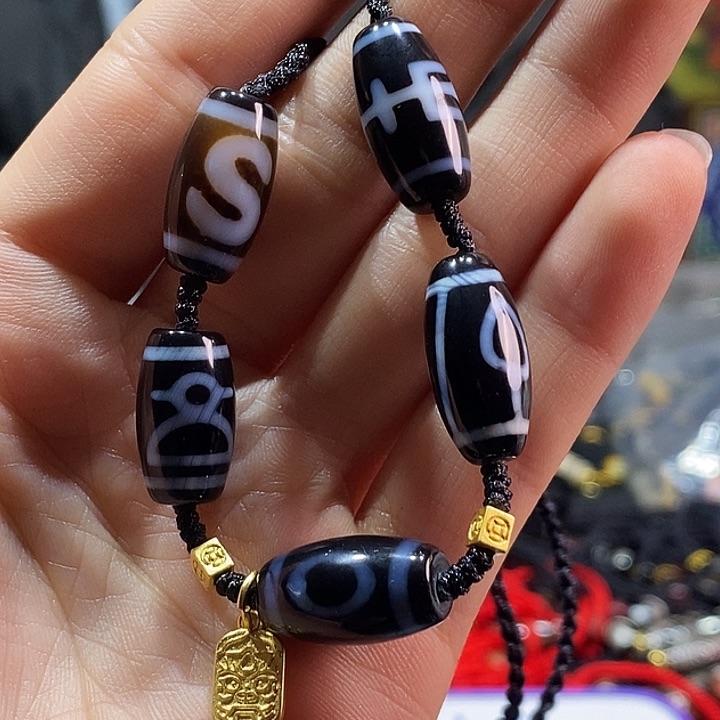 玛瑙/玉髓颈饰合金215
