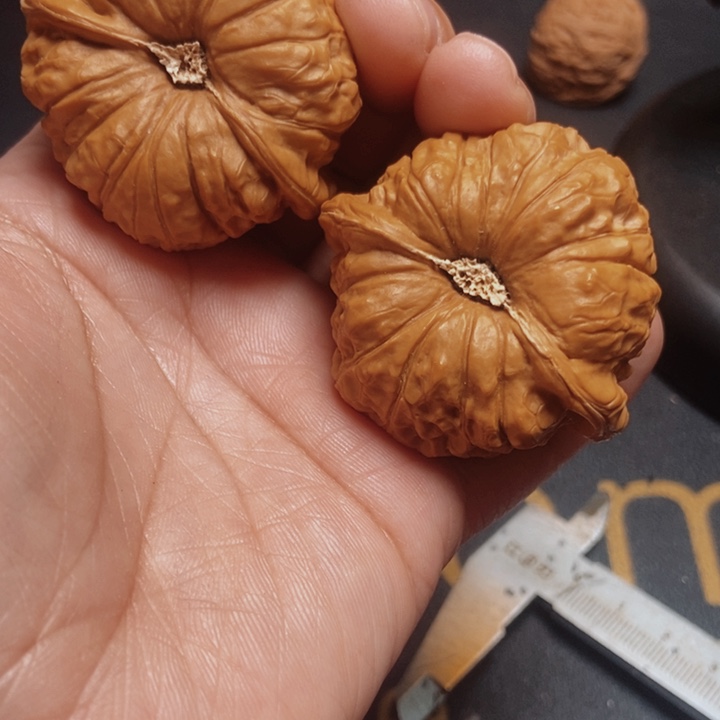 文玩核桃吊坠文玩17