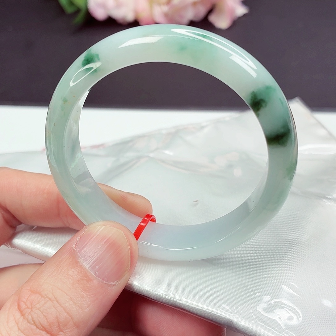 翡翠未镶嵌手镯52.5圈