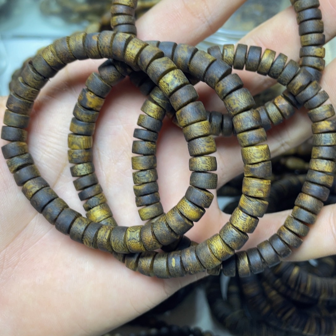 沉香碎屑沉香+0.8厚片片单圈6.5克加多样性发一