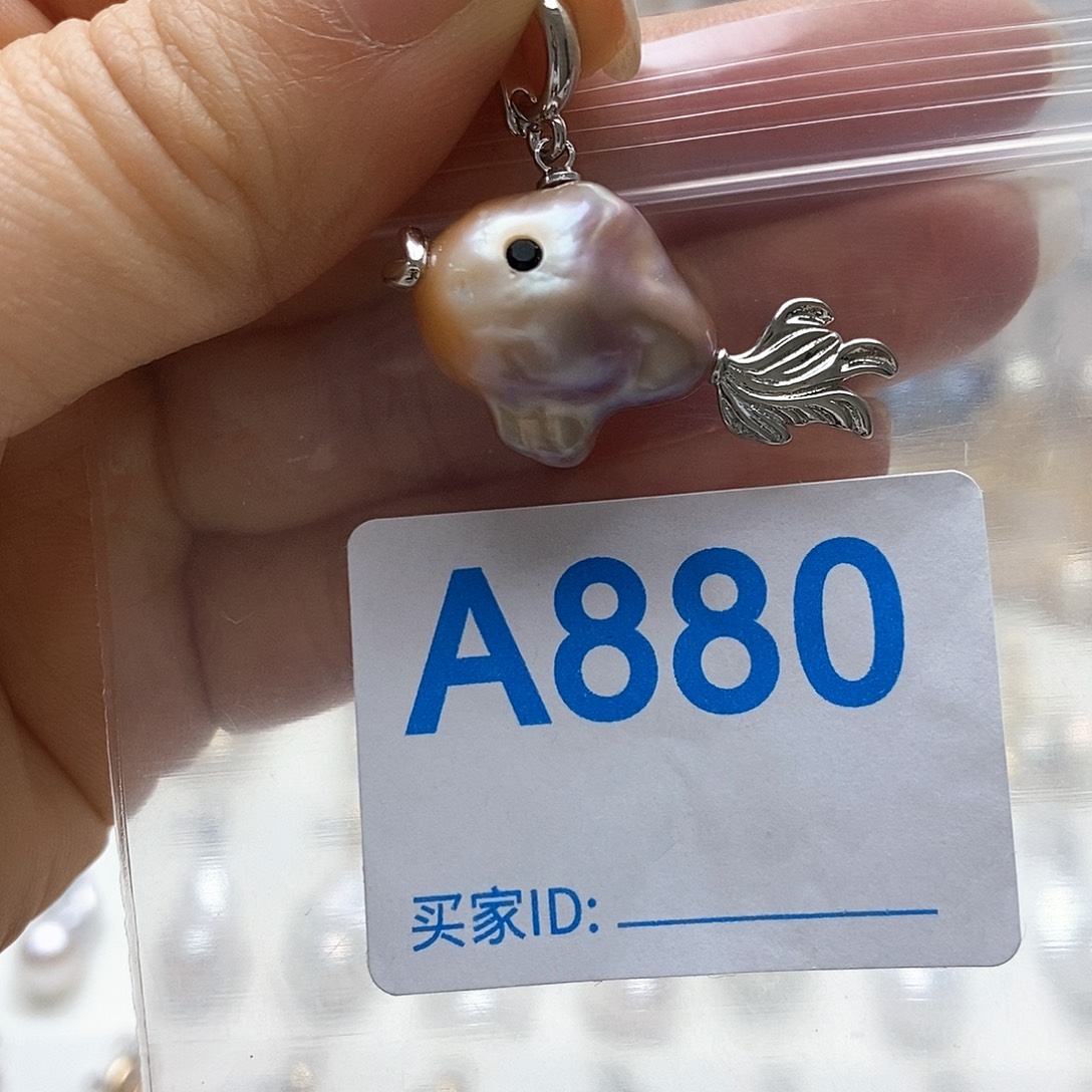 颈饰未镶嵌淡水珍珠