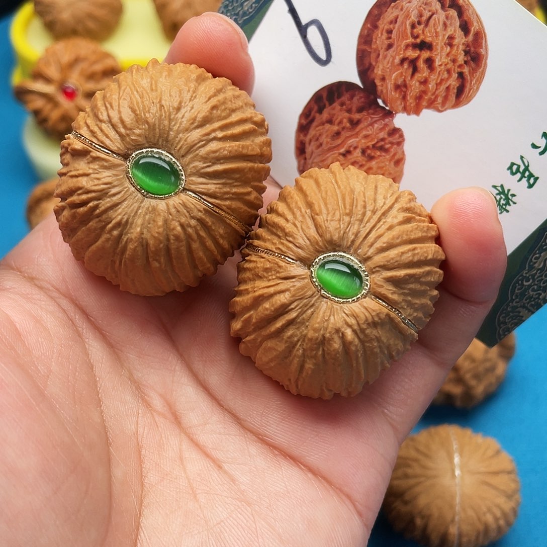 文玩核桃把件猴头元宝40