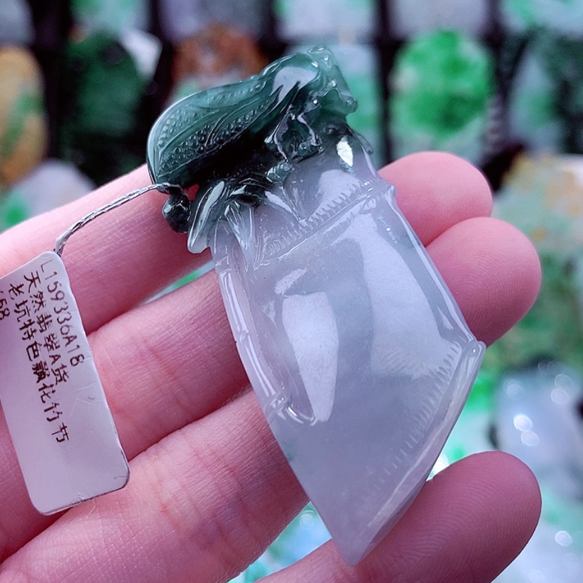 【闪购商品】翡翠颈饰未镶嵌天然