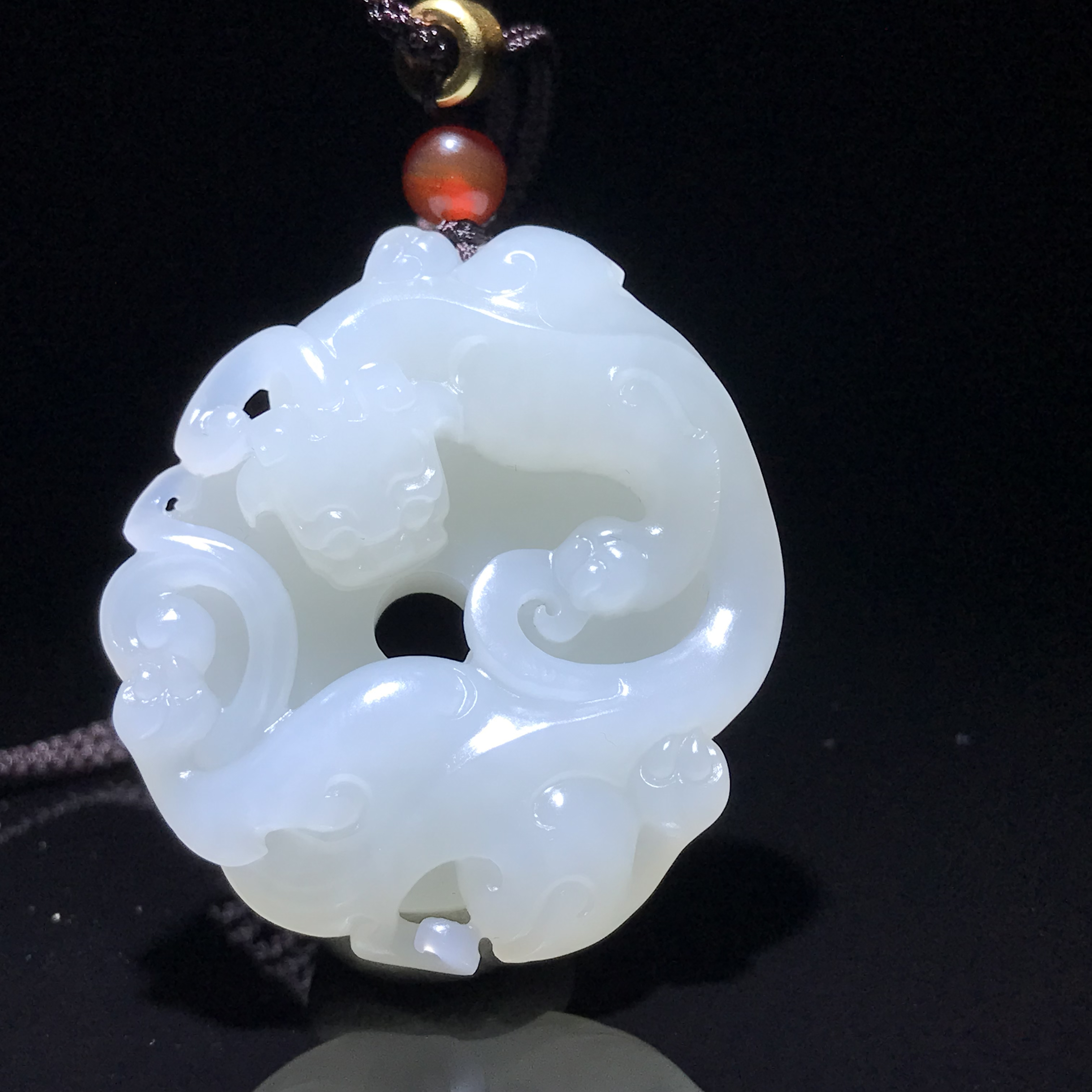 和田玉螭龙，【必定成龙】